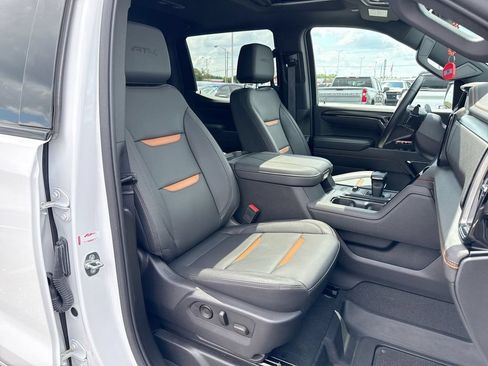 Used 2024 GMC Sierra 1500 AT4 w/ Technology Package AWD/4WD image 25