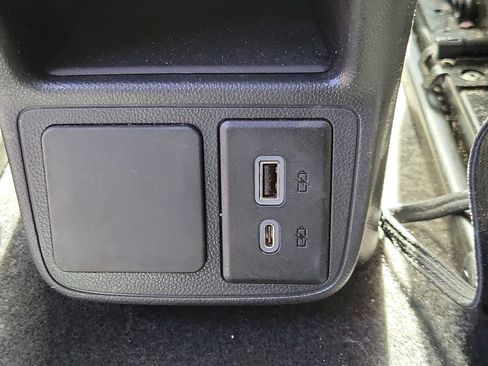 Certified 2023 Buick Encore GX Preferred w/ Cold Weather Comfort Package AWD/4WD image 13