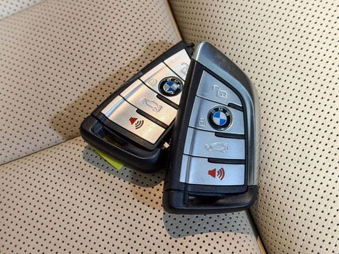 Used 2022 BMW X5 xDrive45e w/ M Sport Package image 48