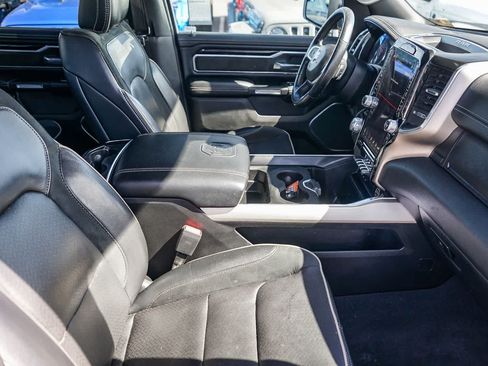 Used 2019 RAM 1500 Laramie RWD image 15