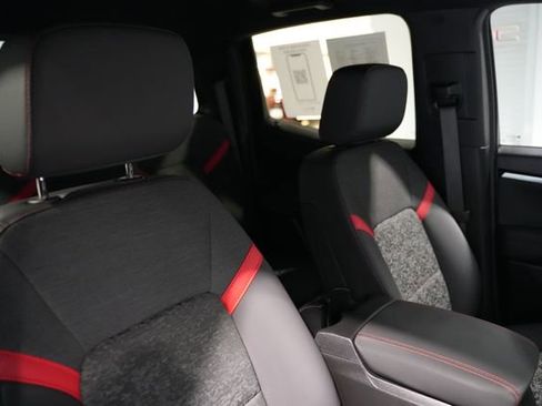 Used 2024 Chevrolet Colorado Z71 w/ Z71 Convenience Package 2 image 20