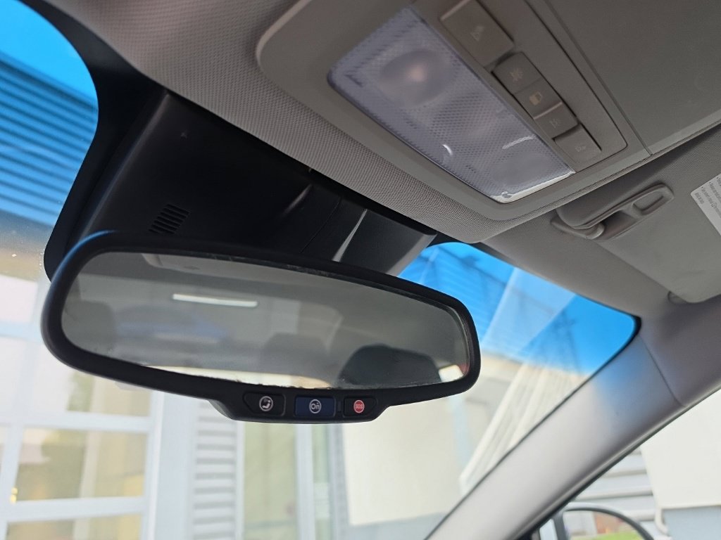 Used 2013 Chevrolet Cruze LT FWD image 19