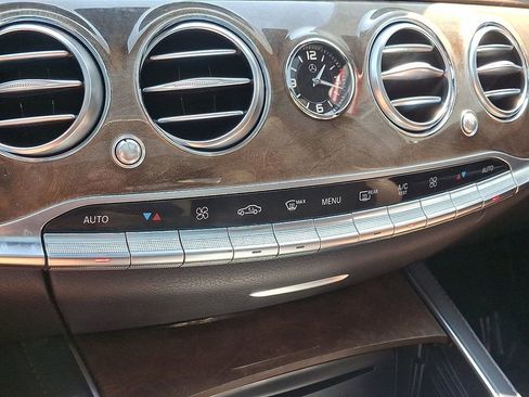 Used 2016 Mercedes-Benz S 550 4dr Sedan S 550 4MATIC image 17