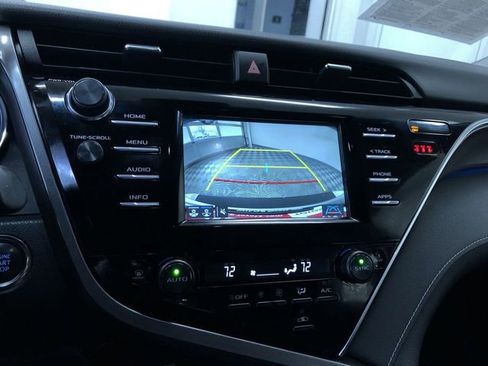 Certified 2018 Toyota Camry XSE image 27