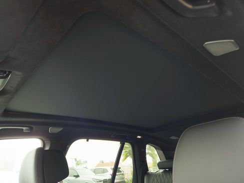 New 2026 BMW X5 M60i image 17