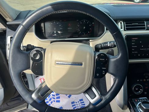 Used 2018 Land Rover Range Rover Long Wheelbase Supercharged image 9
