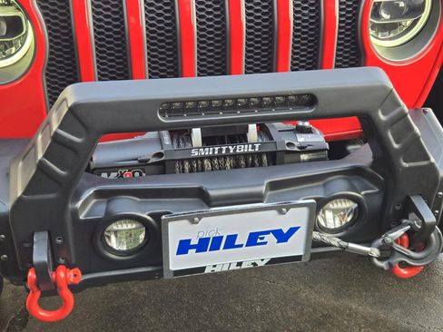 Used 2020 Jeep Wrangler Rubicon image 3