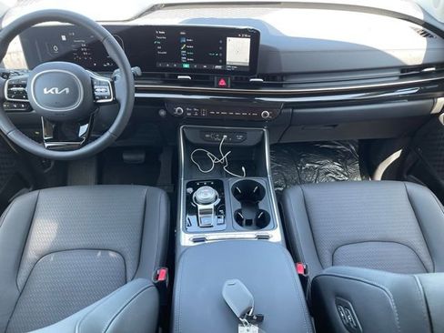 New 2026 Kia Carnival SX Prestige FWD image 9