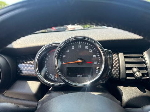 Used 2018 MINI Cooper S FWD image 31