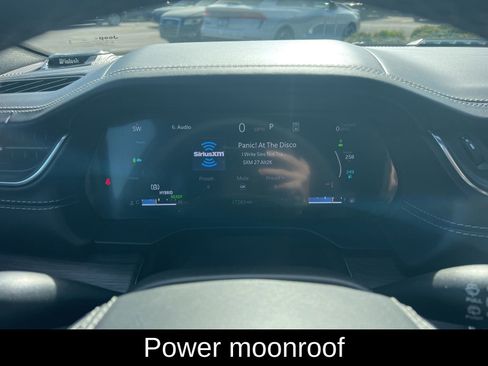 Used 2022 Jeep Grand Cherokee Overland w/ MOPAR Finishing Package image 13