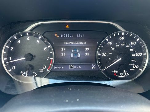 Used 2022 Nissan Frontier SV w/ Technology Package AWD/4WD image 10