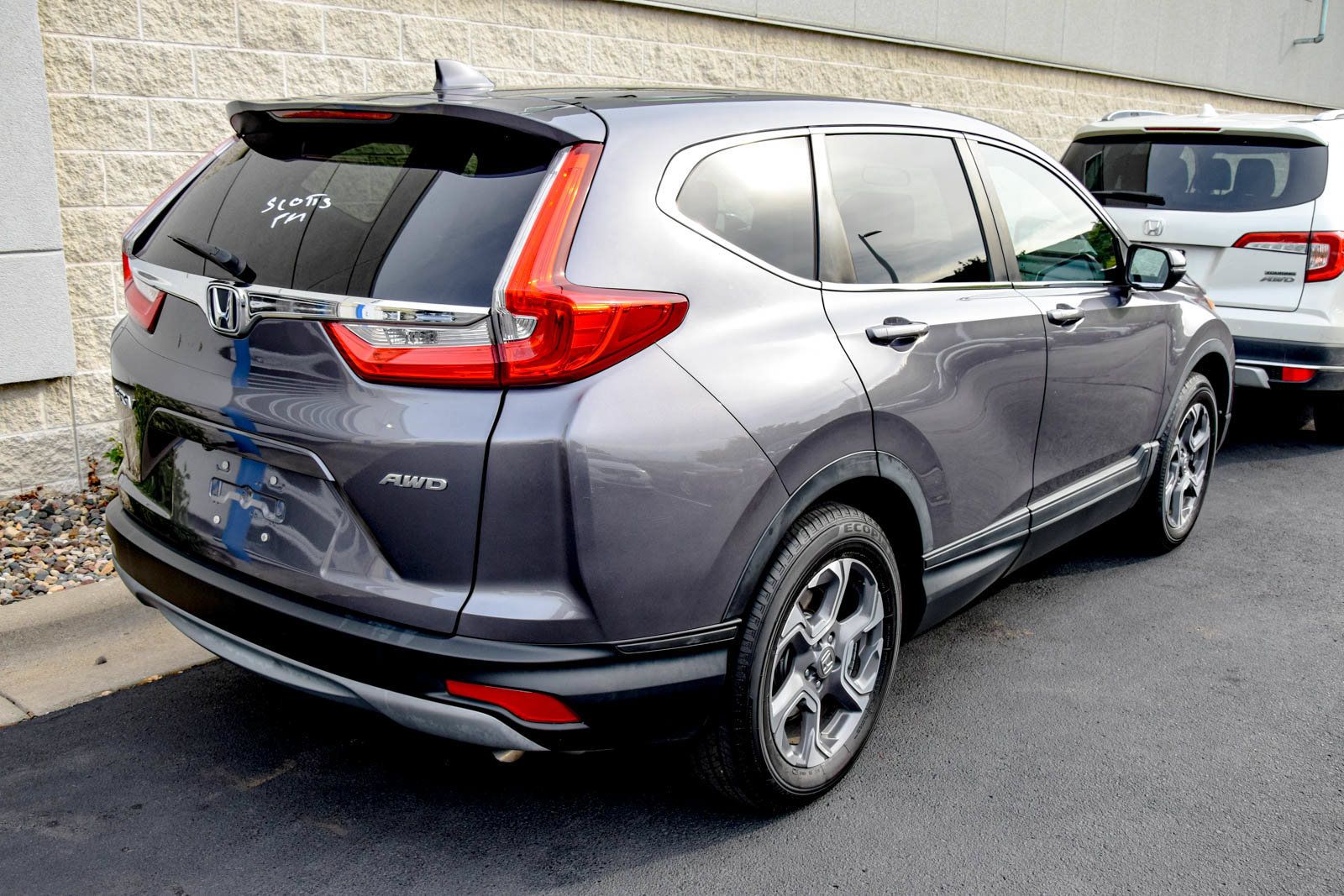 Used 2018 Honda CR-V EX image 5