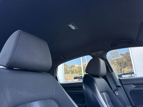 Used 2023 Honda Civic Sport image 19