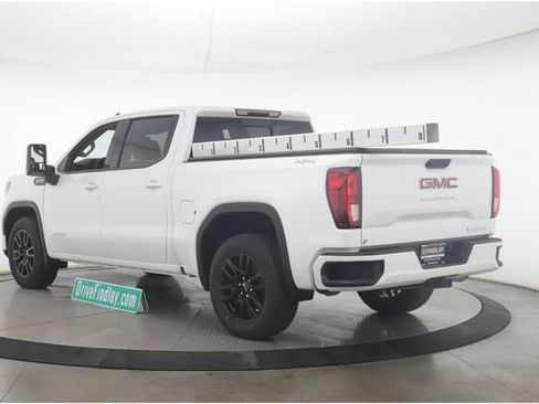 Used 2024 GMC Sierra 1500 Elevation w/ Preferred Package AWD/4WD image 8