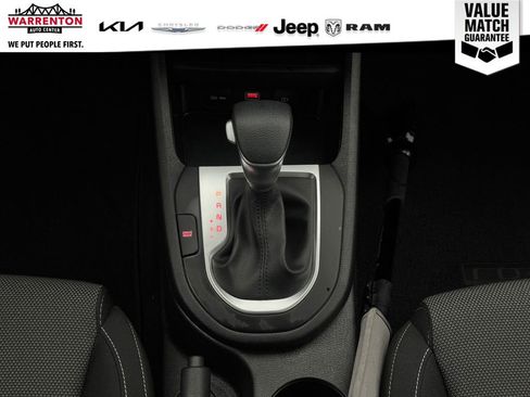 Certified 2024 Kia Forte LXS w/ LXS Technology Package image 27