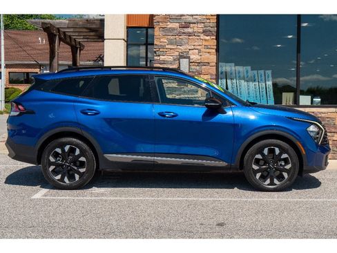 Used 2023 Kia Sportage X-Line w/ X-Line Premium Package AWD/4WD image 2