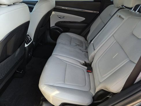 Used 2022 Hyundai Tucson Limited w/ Cargo Package image 22
