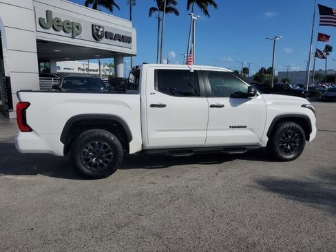 Used 2025 Toyota Tundra SR5 w/ SR5 Convenience Package image 8