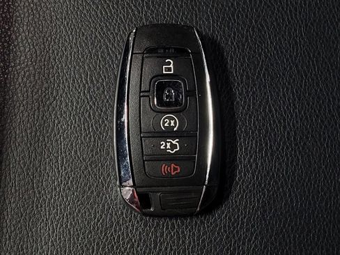Used 2018 Lincoln MKC Premiere FWD image 32
