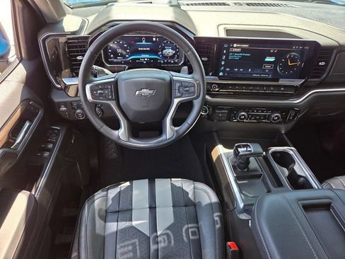 Certified 2022 Chevrolet Silverado 1500 RST AWD/4WD image 12