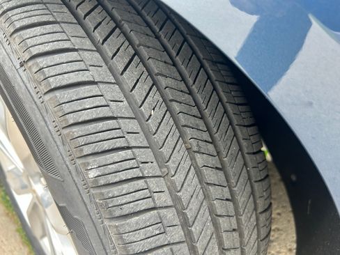 Used 2024 Chevrolet Malibu LT image 10