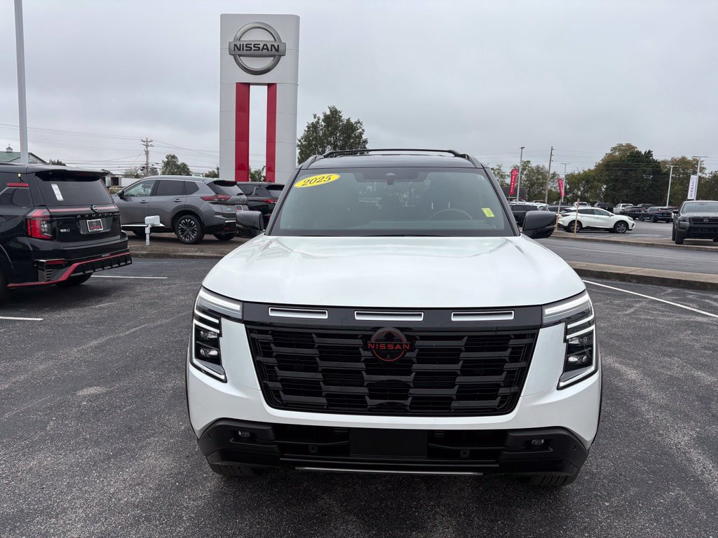 Used 2025 Nissan Armada PRO-4X AWD/4WD image 10