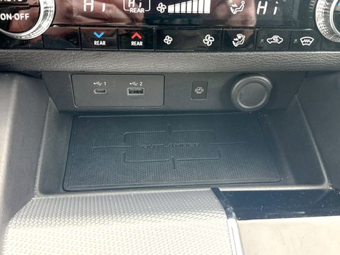 Used 2023 Mitsubishi Outlander SEL image 36