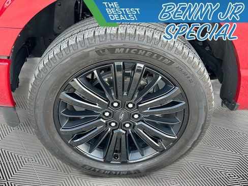 Used 2025 Ford F150 Platinum w/ Equipment Group 702A High image 32