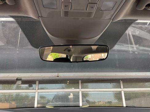 Used 2025 Volkswagen Taos S image 16