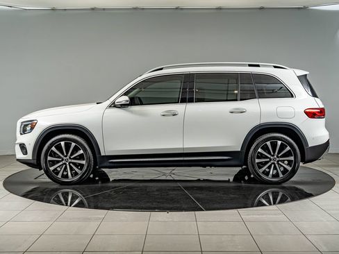 Used 2023 Mercedes-Benz GLB 250 4MATIC image 8