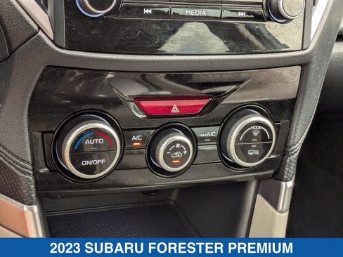 Used 2023 Subaru Forester Premium AWD/4WD image 24