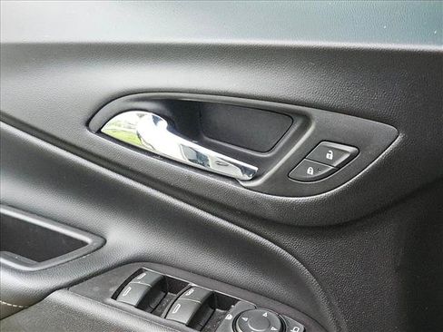 Used 2019 Chevrolet Equinox Premier FWD image 7