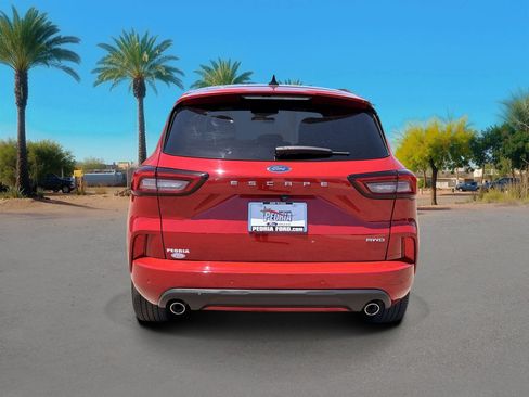 Used 2023 Ford Escape ST-Line Elite w/ Premium Technology Package AWD/4WD image 4