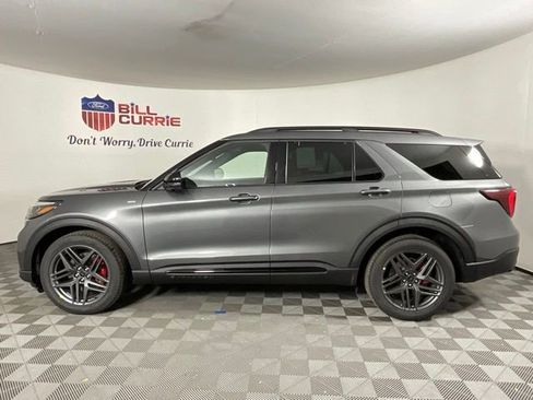 New 2026 Ford Explorer ST-Line w/ ST-Line Street Pack image 6