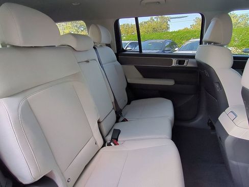 New 2026 Hyundai Santa Fe SE image 17