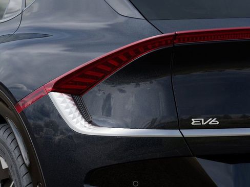 New 2025 Kia EV6 Wind image 12