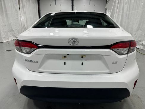 Used 2026 Toyota Corolla LE FWD image 6