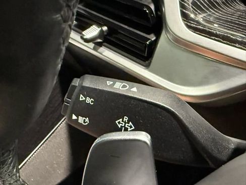 Used 2025 BMW X5 sDrive40i w/ M Sport Package RWD image 22