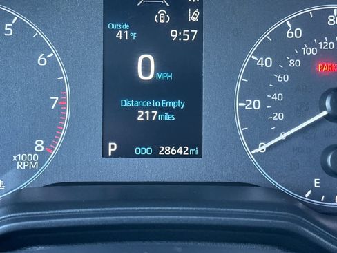 Used 2024 Toyota Corolla LE image 27