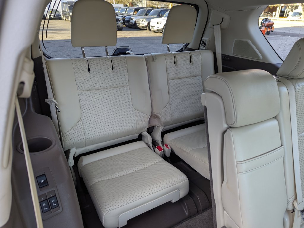 Used 2011 Lexus GX 460 AWD/4WD image 46