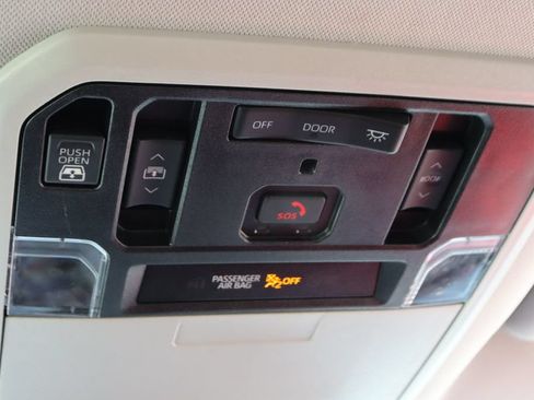 Used 2022 Toyota Tundra TRD Pro AWD/4WD image 29
