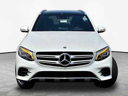 Used 2018 Mercedes-Benz GLC 300 4MATIC image 2