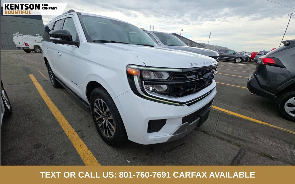 Used 2025 Ford Expedition Max Platinum AWD/4WD image 2