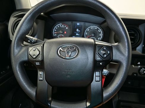 Used 2021 Toyota Tacoma SR w/ SR Convenience Package image 14