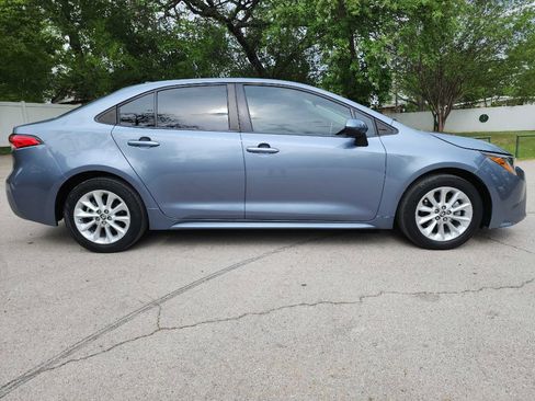 Used 2020 Toyota Corolla LE w/ LE Premium Package FWD image 8
