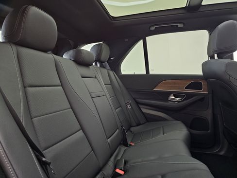 Certified 2025 Mercedes-Benz GLE 450 GLE 450 image 30