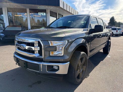 Used 2017 Ford F150 XLT image 1