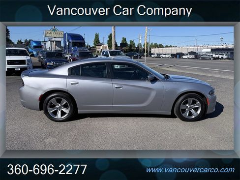 Used 2015 Dodge Charger SE w/ Sport Appearance Group RWD image 8
