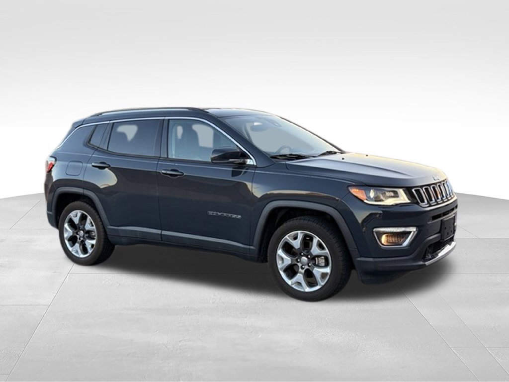 Used 2018 Jeep Compass Limited w/ Navigation Group FWD image 5