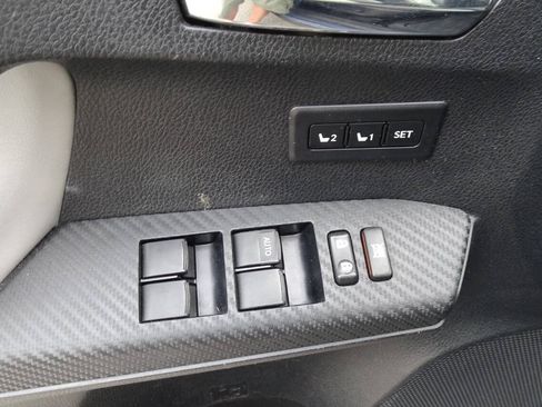 Used 2014 Toyota RAV4 Limited AWD/4WD image 15